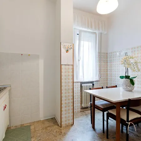 Apartement In Cattolica Only 600 Metres From The Sea Apartamento