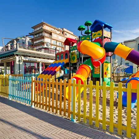 Apartement In Cattolica Only 600 Metres From The Sea *