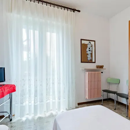 Apartement In Cattolica Only 600 Metres From The Sea Apartamento