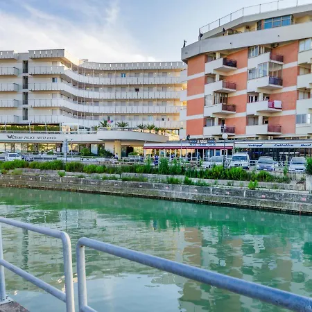 Apartment Apartement In Cattolica Only 600 Metres From The Sea Cattolica